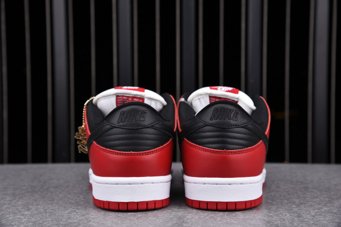 Nike SB Dunk Low "Chicago" BQ6817-600