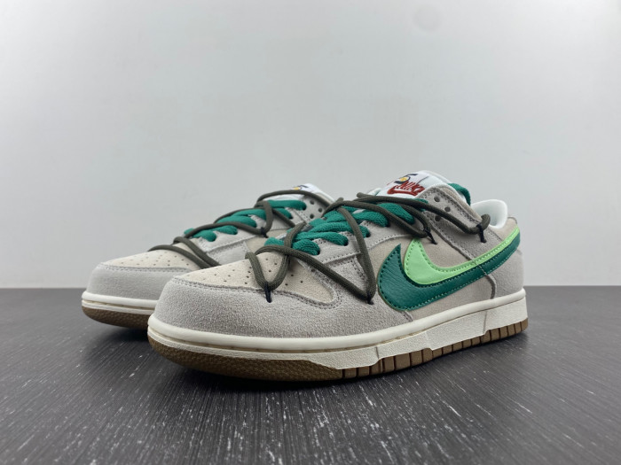 Nike Dunk Low SE