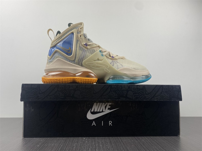 NIKE LEBRON 19 MINNEAPOLIS LAKERS DC9341-200
