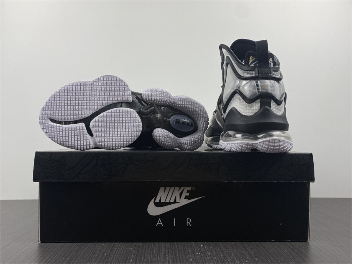 Nike LeBron 19 Leopard DC9340-100