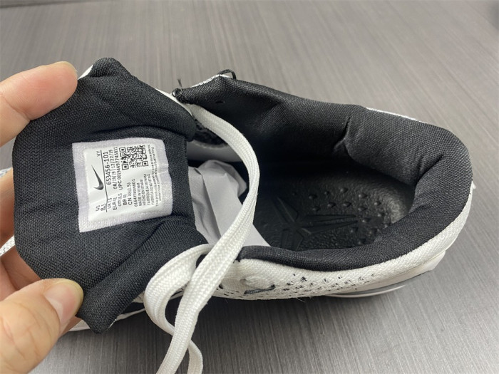 NIKE ZOOM KOBE 9 ELITE LOW XDR 