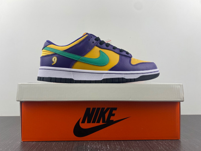 Nike Dunk Low LX Lisa Leslie  - DO9581-500