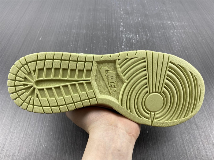 Nike SB Dunk Low Khaki Grey Green FB4960-210
