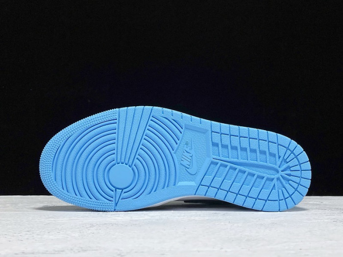 Air Jordan 1 Retro High OG “UNC Patent” CD0461-401