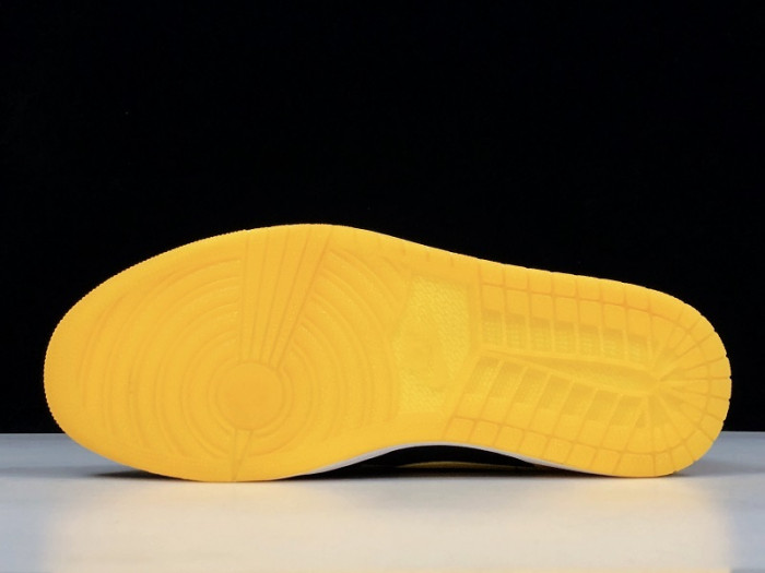 Air Jordan 1 Mid "New Love" 2017 Retro 554724-035