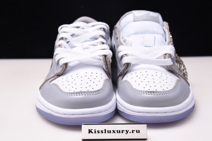 AIR JORDAN 1 Low OG CN8608 002