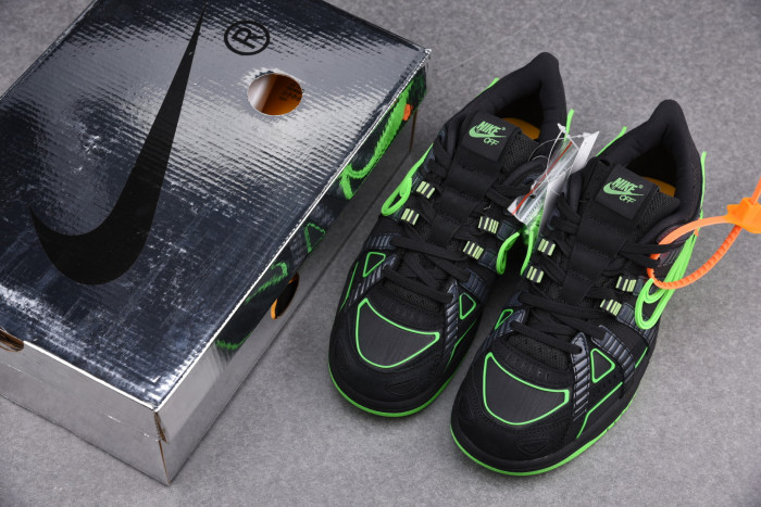 Off-White x Air Rubber Dunk 