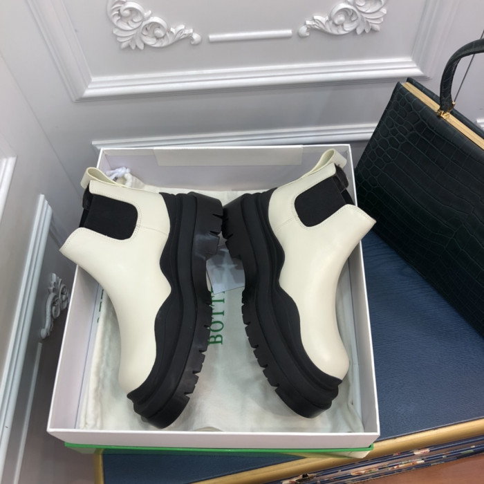 Botteg*Ven*ta Boots WOMEN + MEN