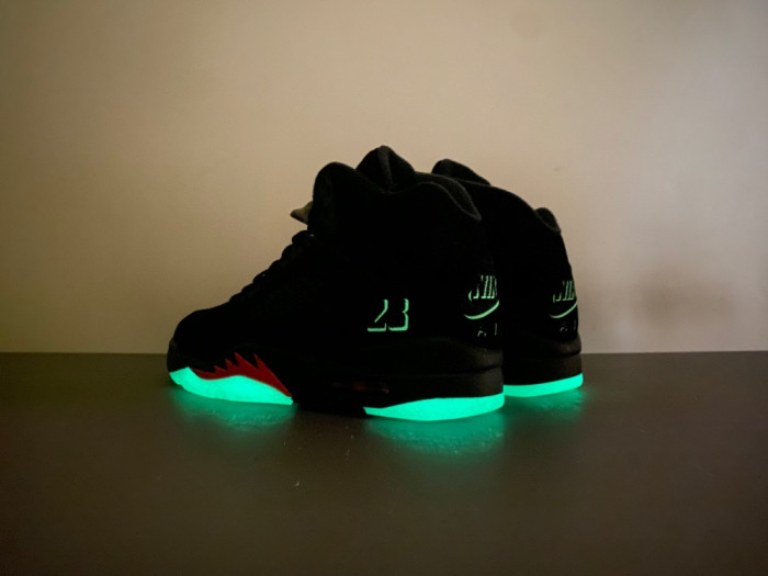 Air Jordan 5 "Halloween" HQ7978-001