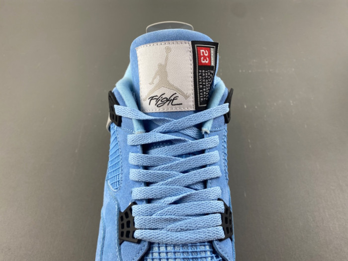 Air Jordan 4 Retro University Blue CT8527-400