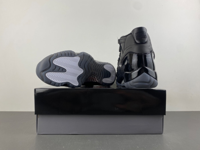 The CDG x Air Jordan 11 SP IV7639-001
