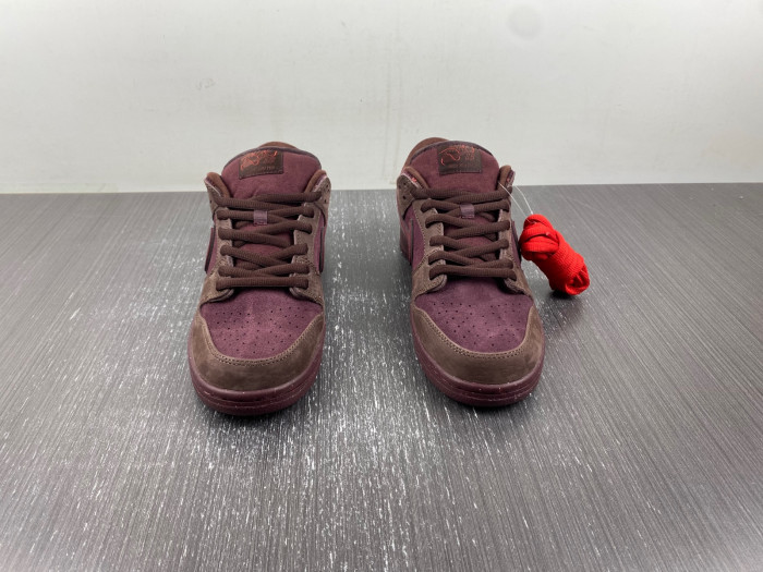 Nike SB Dunk Low Valentine