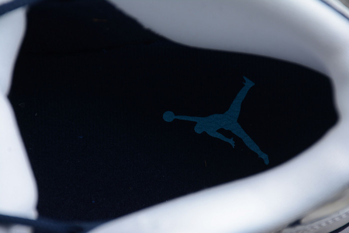 Jordan 13 Retro Obsidian Powder Blue White 414571-144