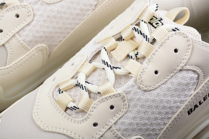 BLCG SNEAKER TRIPLE.S.