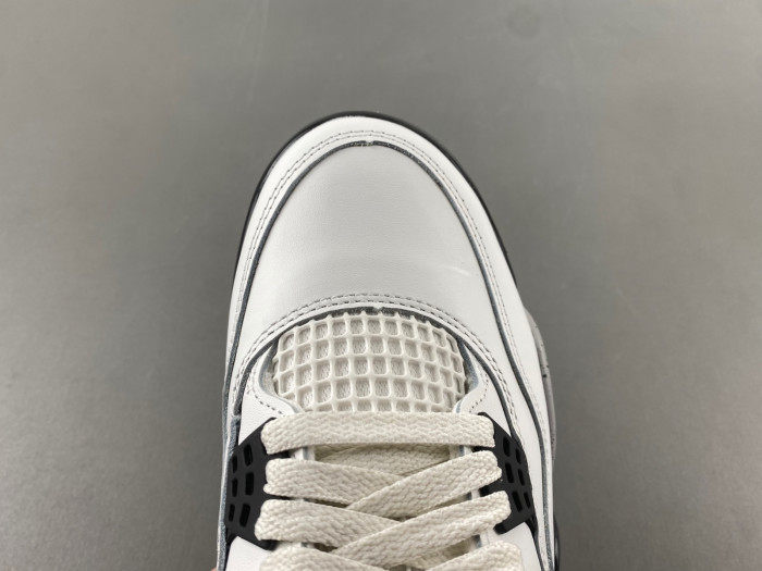 Air Jordan 4 "White Cement" 2025 FV5029-100