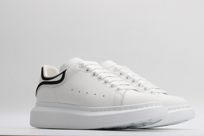 A1exa*der Mcqv*en OVERSIZED