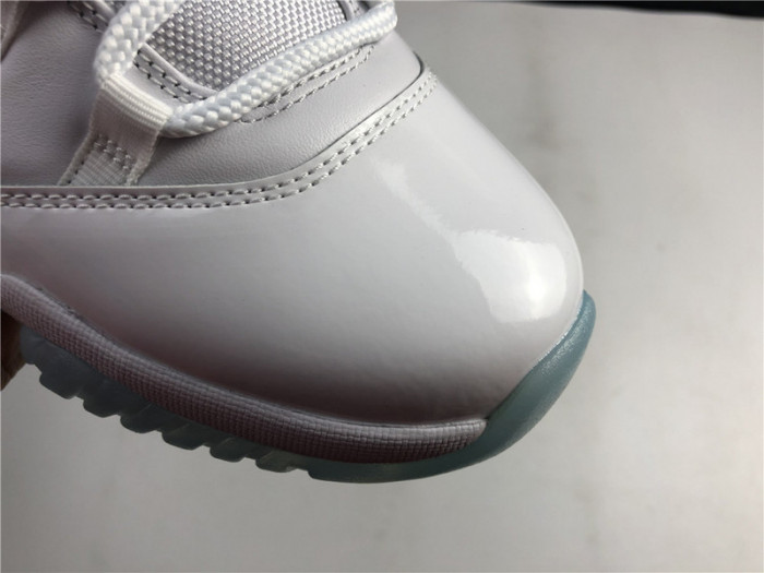 AIR JORDAN 11 LOW "LEGEND BLUE" AV2187-117