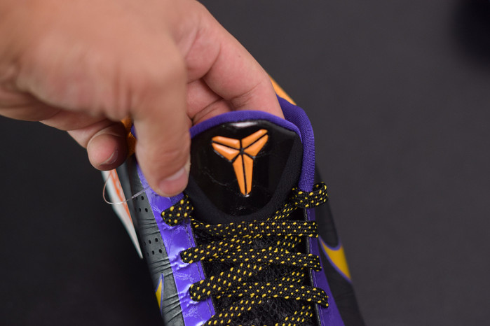 ZOOM KOBE 5X LAKERS