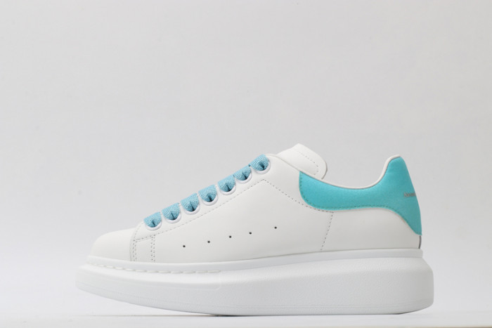 A1exa*der Mcqv*en OVERSIZED