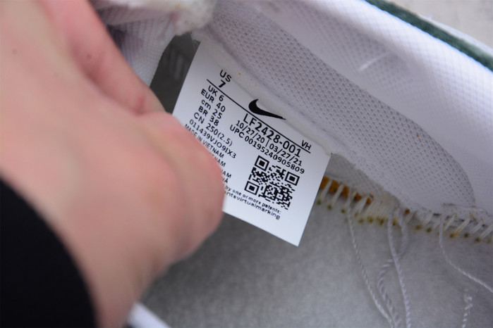 Nk SB Dunk Low "Kobe" LF2428-001