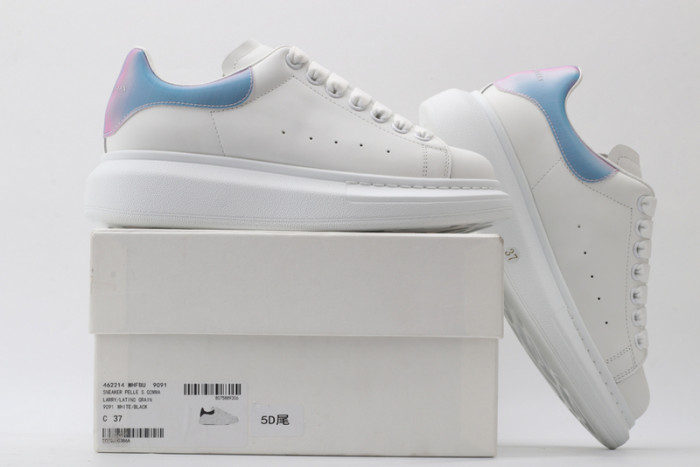 A1exa*der Mcqv*en OVERSIZED