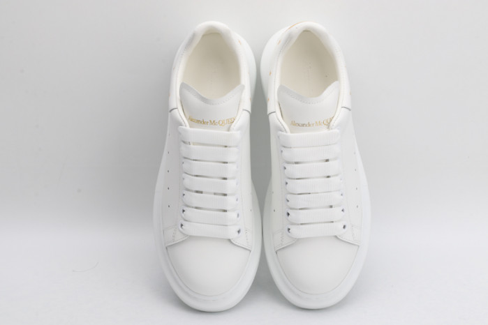 A1exa*der Mcqv*en OVERSIZED