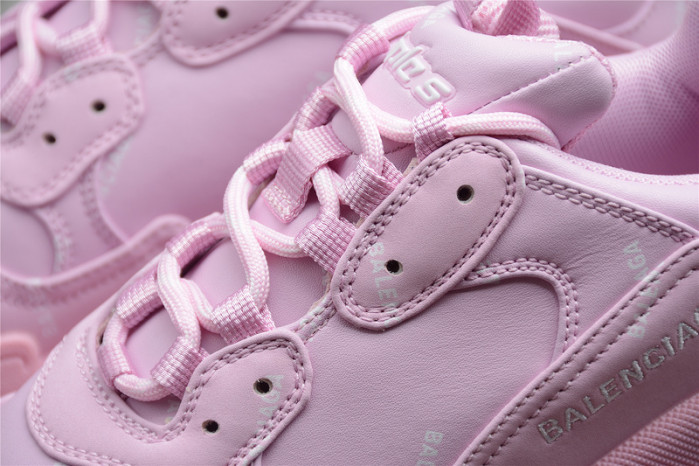 BLCG SNEAKER TRIPLE.S.