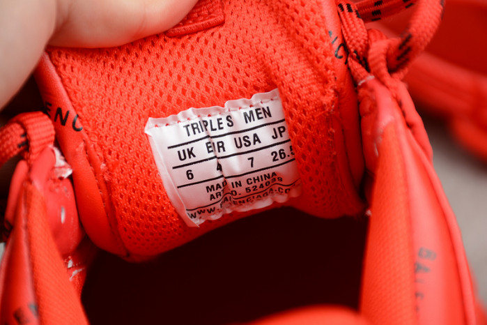 BLCG SNEAKER TRIPLE.S.