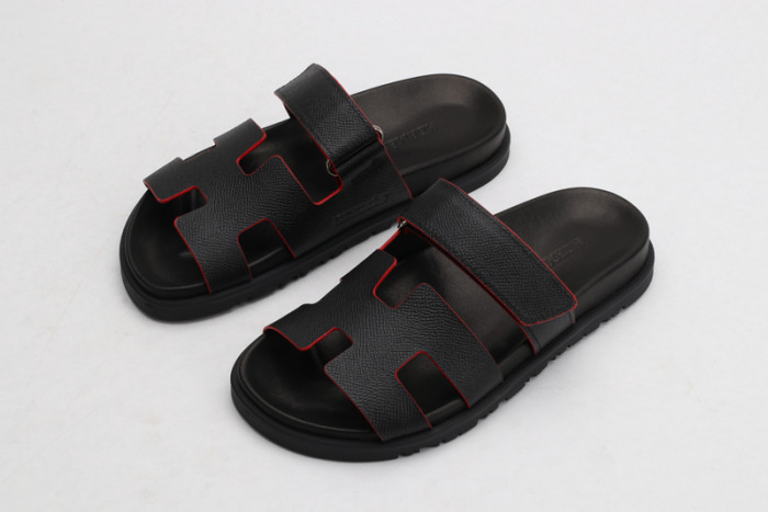H**me5 SANDALS