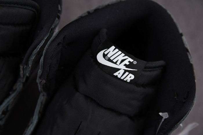 Air Jordan 1 Rebellionaire Banned 555088-036