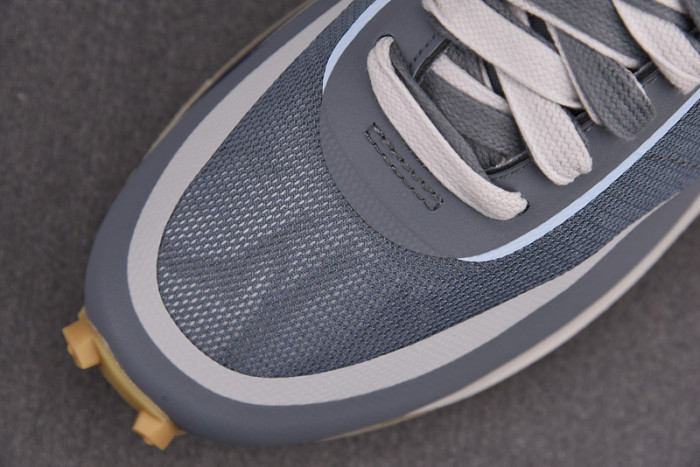 Nike LD Waffle sacai CLOT Kiss of Death 2 Cool Grey DH3114-001