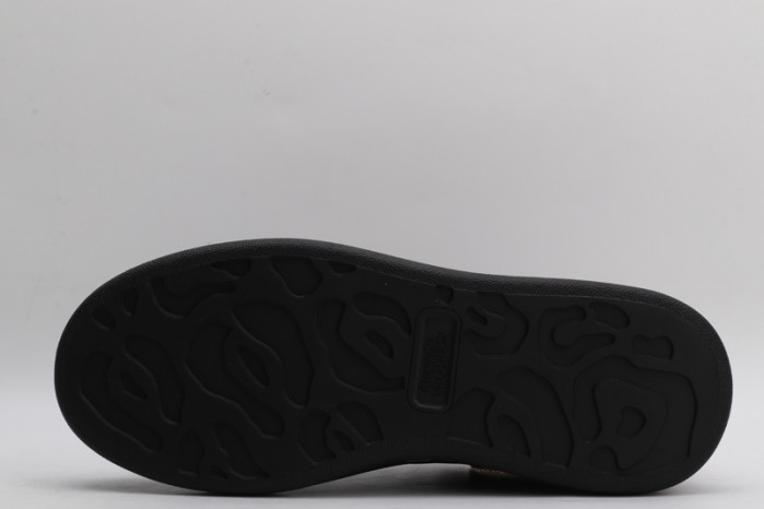 A1exa*der Mcqv*en OVERSIZED