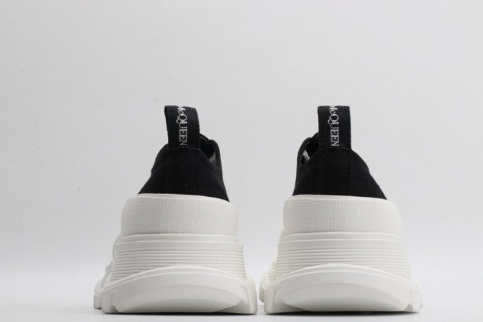 A1exa*der Mcqv*en Tread