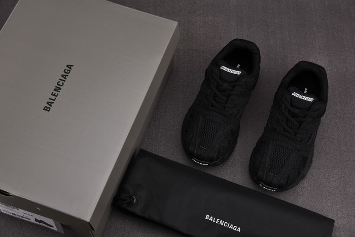 Ba1en*iaga -PHANTOM SNEAKERS