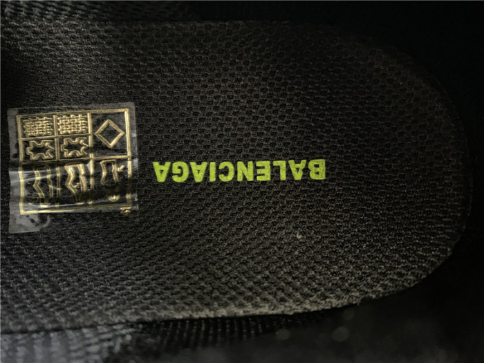 BLCG SNEAKER TRIPLE.S.