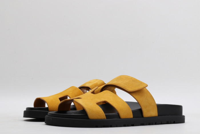 H**me5 SANDALS