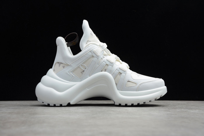LO1_VTS ARCHLIGHT SNEAKER