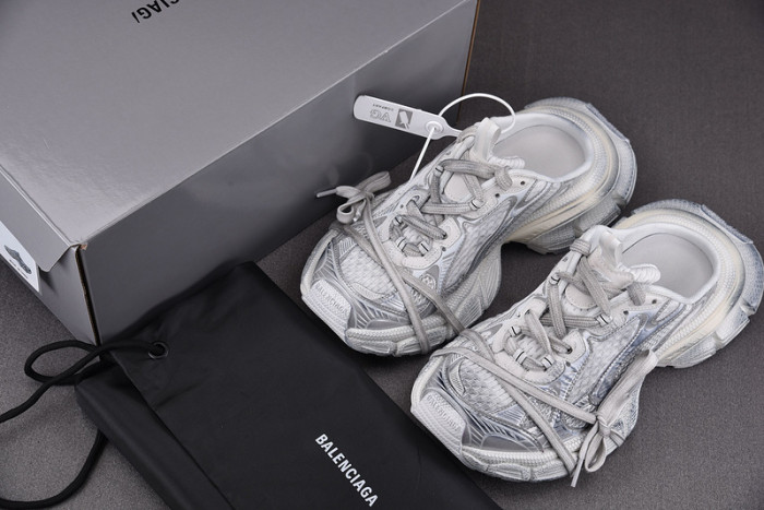 Ba1en*iaga 3XL mules