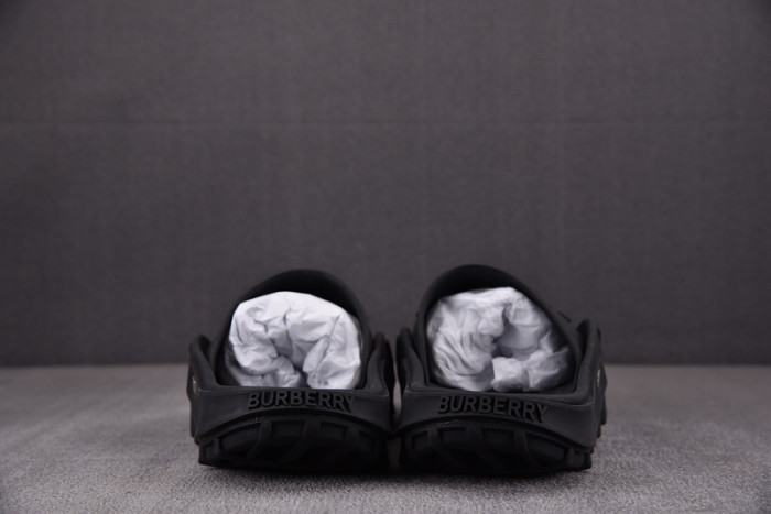 BUBBERY Archieve SANDALS