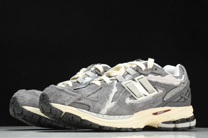 New Balance M1906DA