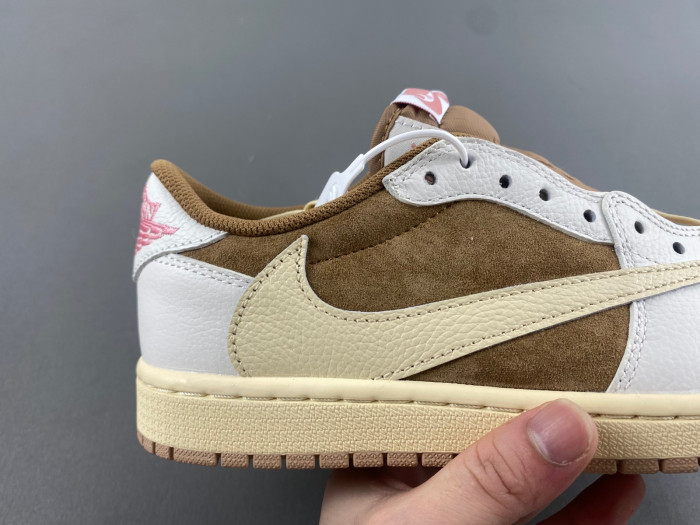 TRAVIS SCOTT X AIR JORDAN 1 LOW OG DM7866-106