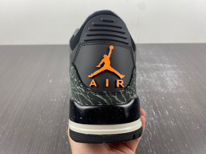Air Jordan 3 "Fear" CT8532-080