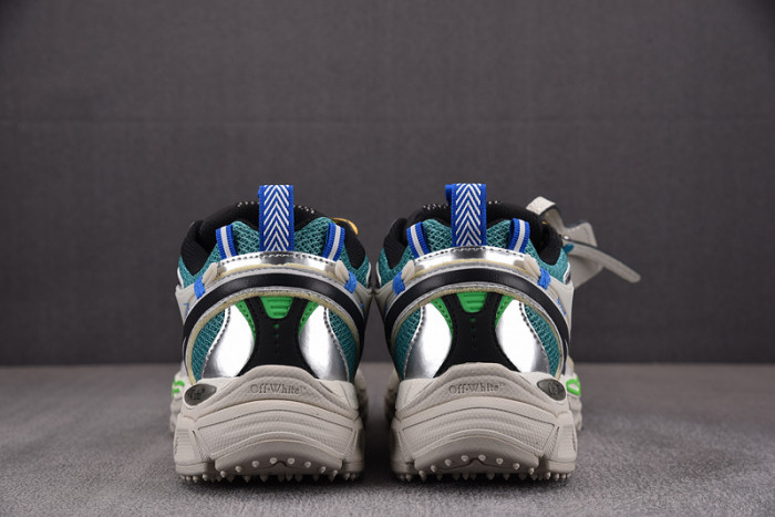 Off-White c/o Virgil Abloh