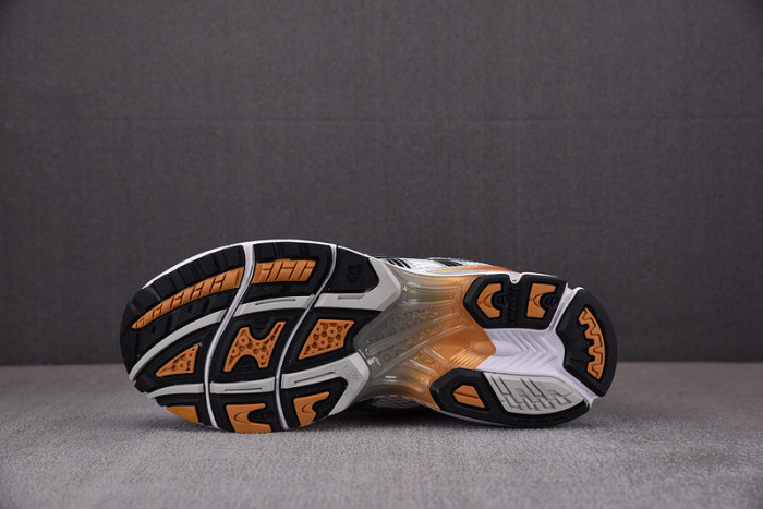 As1cs GEL KAYANO 14 (SILVER / GOLD) 1201A019-102