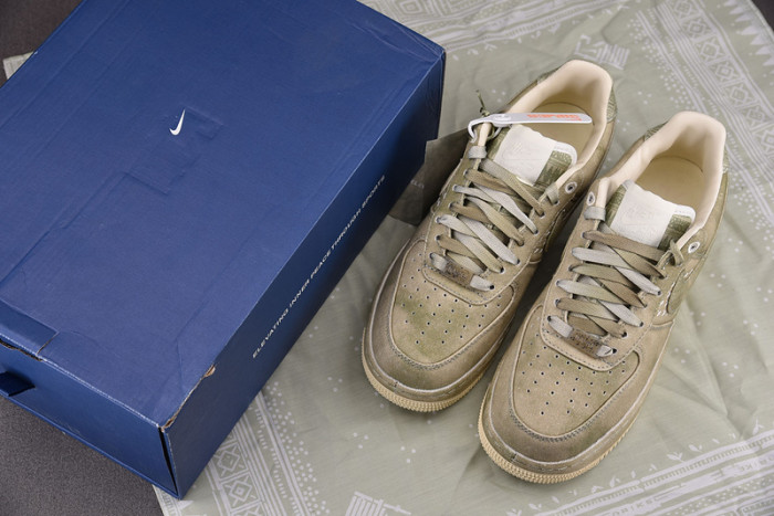 NIKE AIR FORCE 1 LOW NAI-KE OLIVE CANVAS DV4246-333