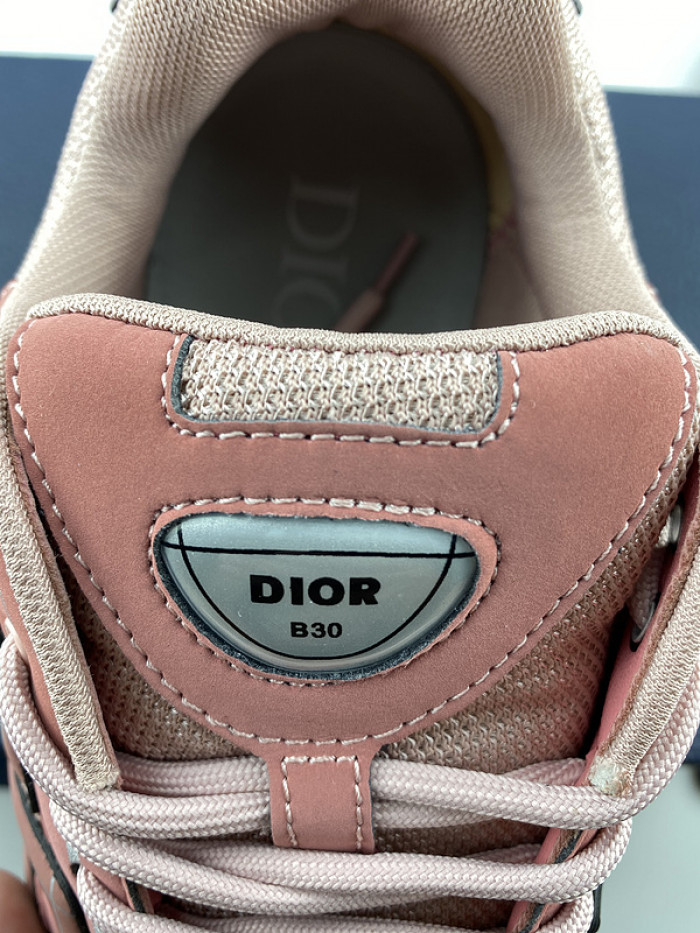 DIO B30 LowTop Sneaker