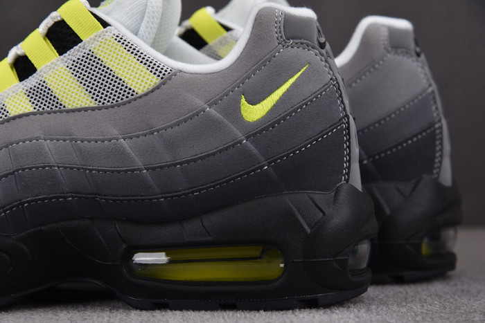 Nike Air Max 95 OG Neon | CT1689-001