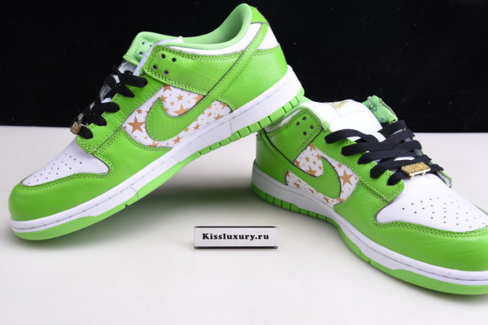 Nike SB Dunk Low "Mean Green" - DH3228 101