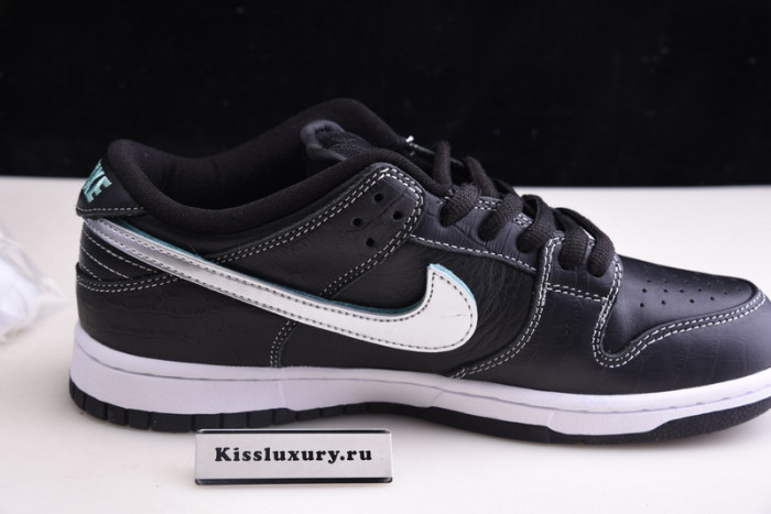 Nike SB Dunk Low Pro OG QS "Black D1am0nd" - BV1310 001