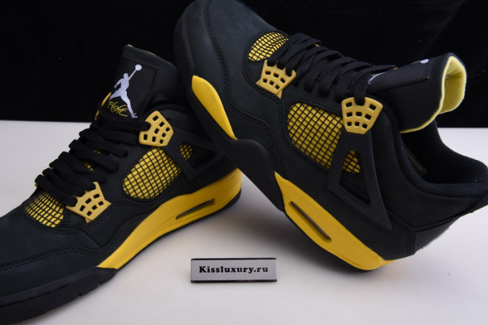 AIR JORDAN 4 RETRO 